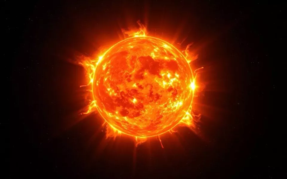 Крупнейший с начала года поток солнечного вещества летит точно на Землю