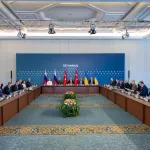 Как прошли переговоры России и Украины и какие меморандумы представили стороны