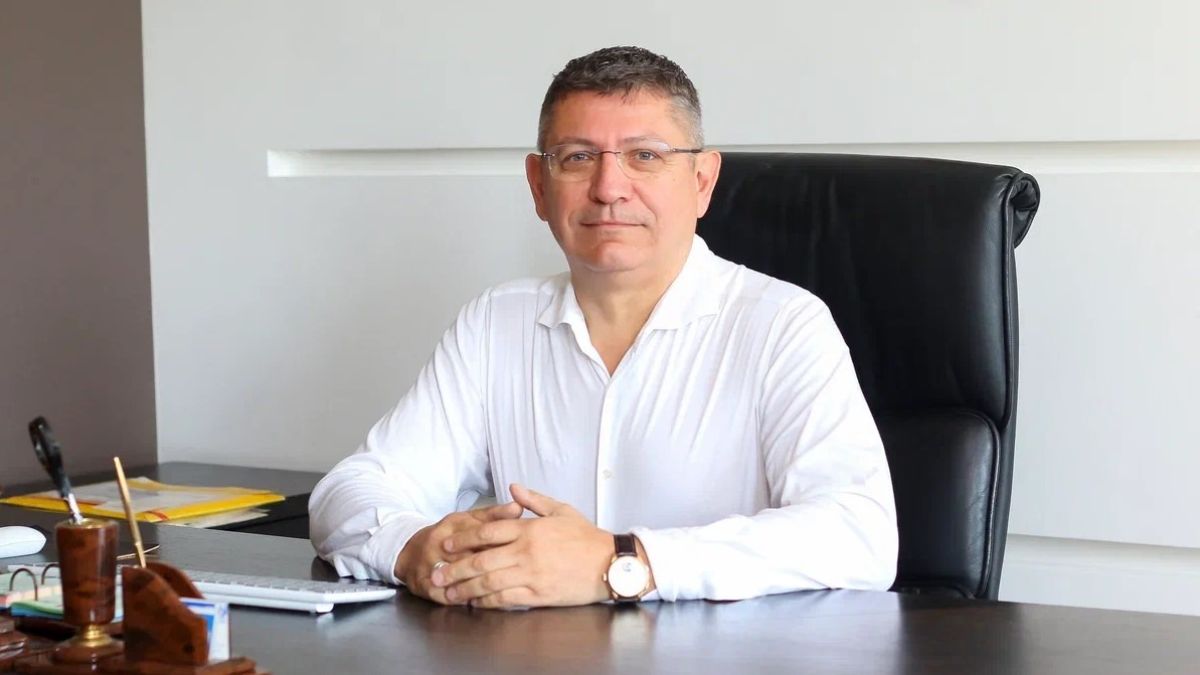 Константин Сокол