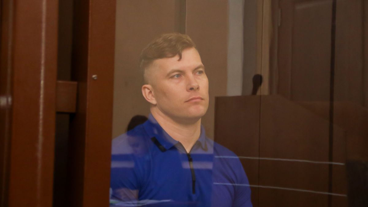 Антон Шеломенцев в суде