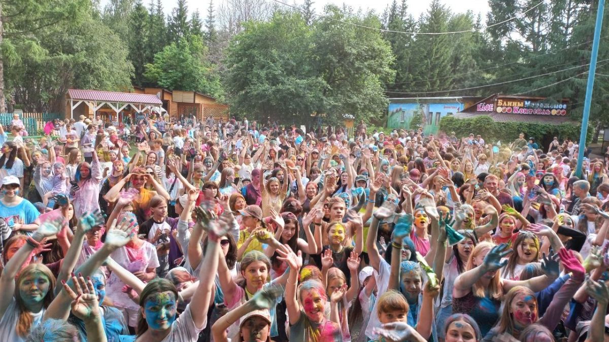 Фестиваль красок в Барнауле