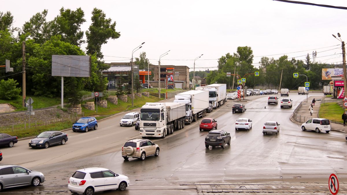 Перекресток пр. Строителей, Павловского тракта и ул. Советской Армии