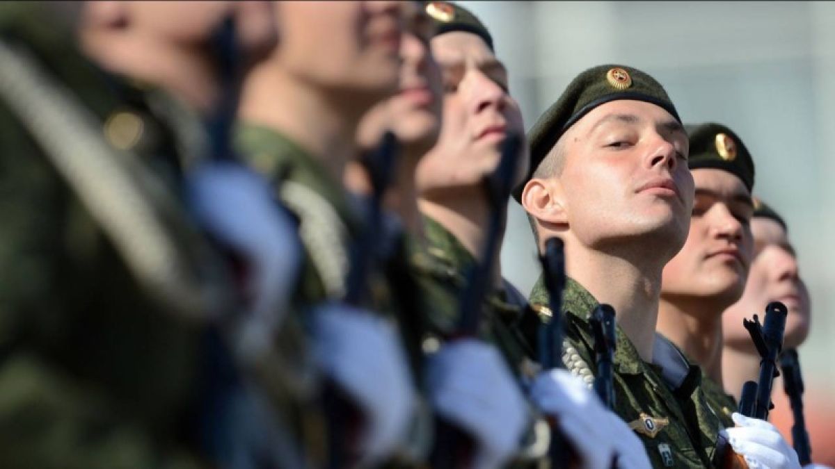 Никаких соцсетей и смартфонов: что запретили российским военным?