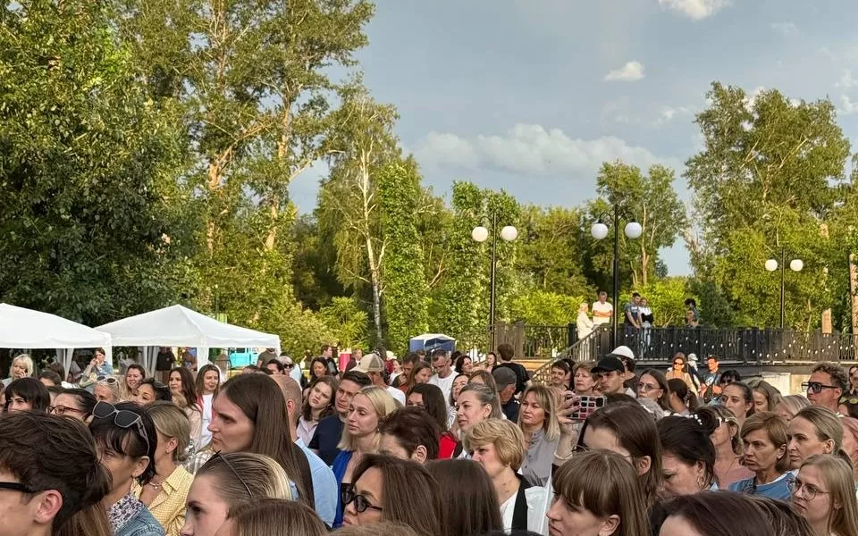 Известный стилист Владислав Лисовец рассказал барнаульцам о модных трендах