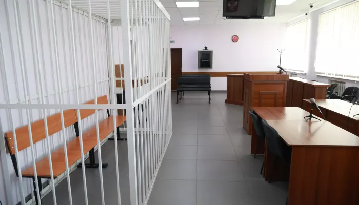 Контрактника в Алтайском крае осудили на восемь лет за 11 краж, грабеж и самоволки 