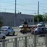 На пешеходном переходе у ТЦ Пионер в Барнауле сбили женщину