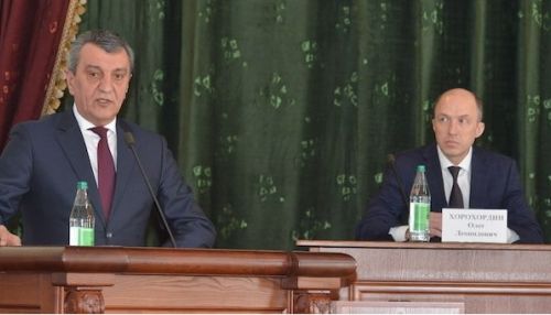 Врио главы Республики Алтай Хорохордин представлен правительству региона