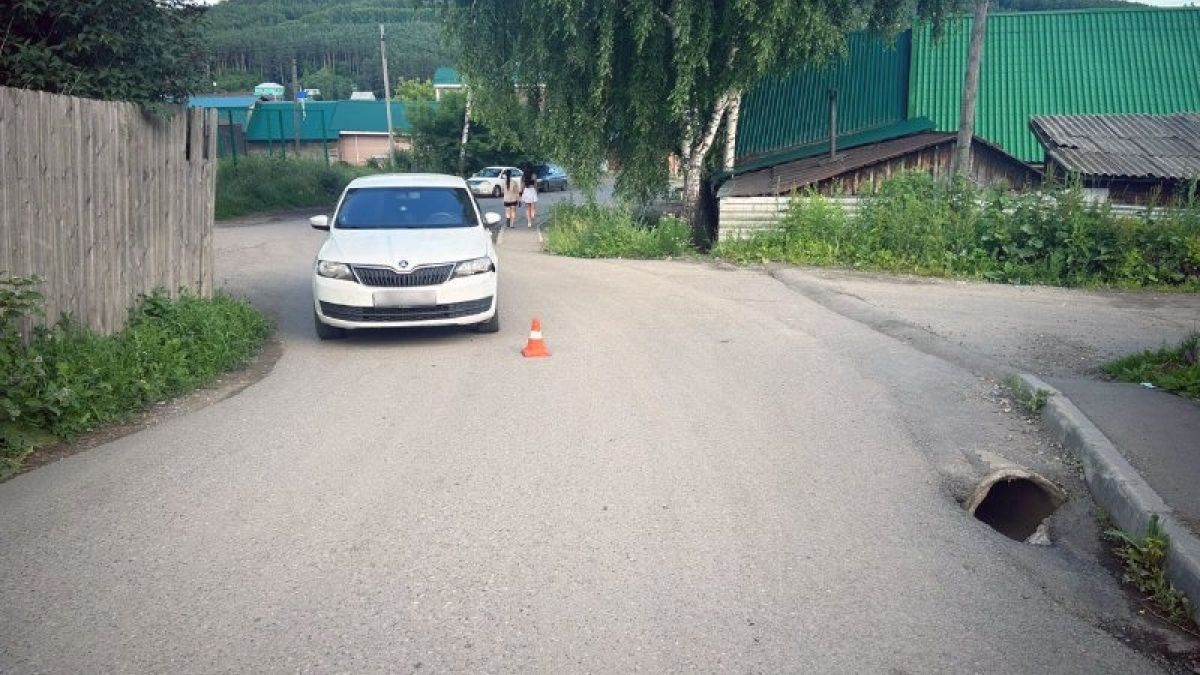 В Горно-Алтайске водитель без прав сбил 12-летнего велосипедиста