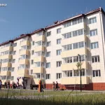 В Республике Алтай дети-сироты получили ключи от новых квартир