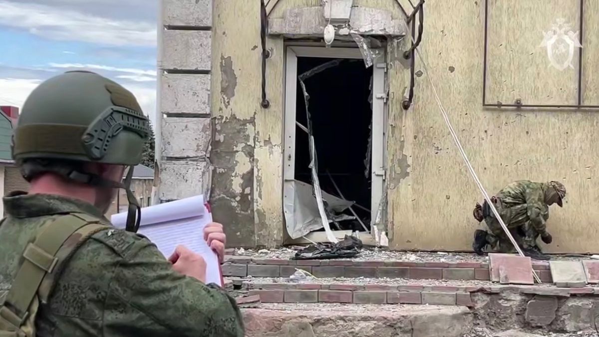 Место взрыва в Луганске