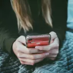 Жительницу Алтайского края обманули под предлогом продажи лекарства от клещей