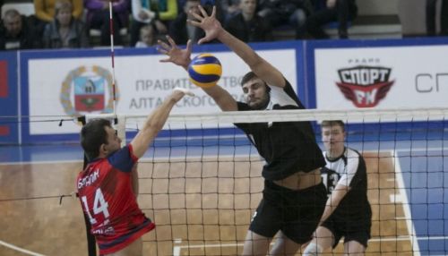 Барнаульский Университет дважды проиграл волейболистам из Екатеринбурга