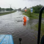 За сутки в Барнауле выпала половина месячной нормы осадков: как устраняют последствия