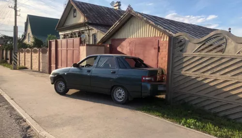 Пьяный водитель сбил группу подростков под Саратовом: погибла 14-летняя девочка