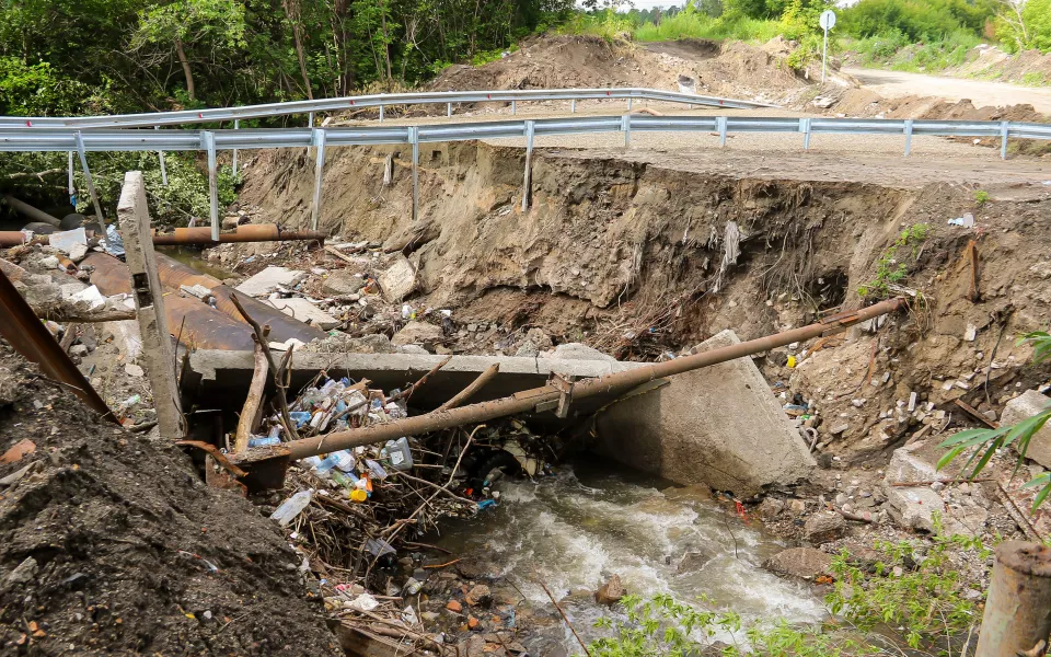 Новый мост взамен размытой переправы построят через реку Пивоварку в Барнауле