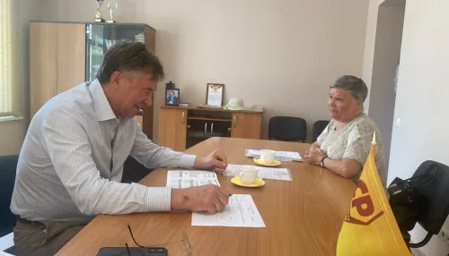 Шум соседа и поддержка семей героев: Александр Терентьев провел прием барнаульцев