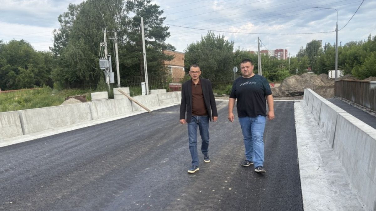 Андрей Курышин проконтролировал ход ремонта на Ташкентском мосту
