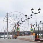 В Барнауле монтируют 30-метровое колесо обозрения: рассматриваем будущий аттракцион