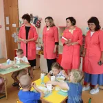 В Барнауле родители проверили безопасность и качество питания в местном детском саду