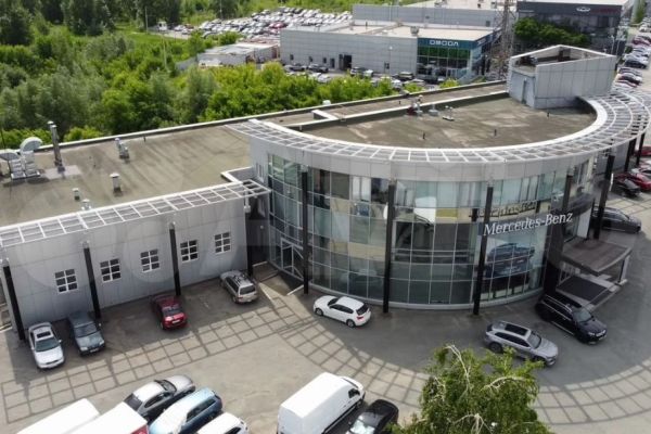 Идет передел. Сразу три автосалона пытаются продать в Барнауле