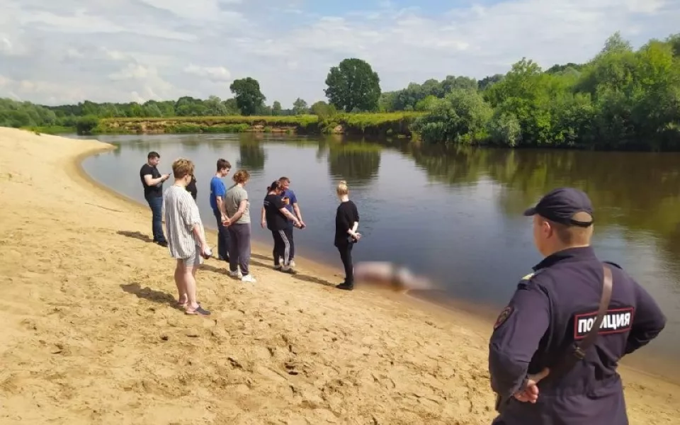 Супруги и их сын утонули в реке: тела искали три дня