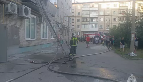 Квартира загорелась из-за стиральной машины в Барнауле: хозяйка в больнице