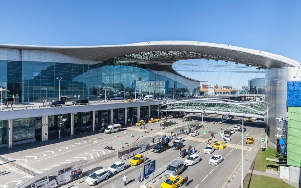 Авиарейс Москва  Барнаул отменили на фоне ограничений в Шереметьево