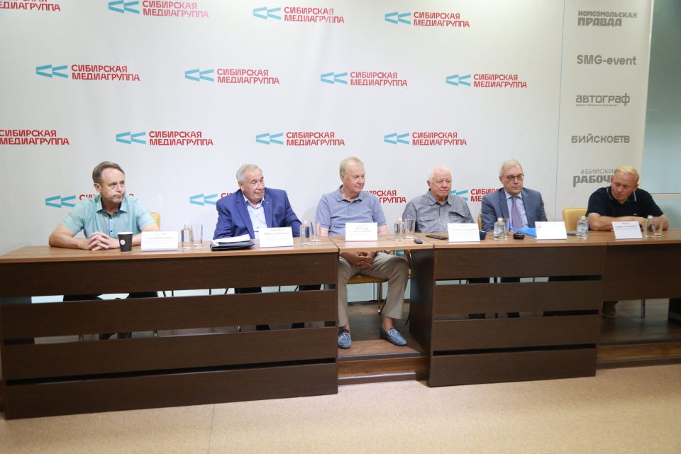 Пресс-конференция теннисного турнира Пресс-конференция теннисного турнира