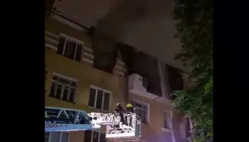 Один человек погиб и девять пострадали при пожаре в жилом доме в Москве