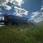 На трассе Барнаул – Рубцовск фура врезалась в стоящий грузовик: водители в больнице
