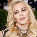 Мадонна выйдет на сцену Евровидения за $1 млн