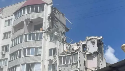 Момент обрушения десятиэтажного дома в Саратове попал на камеры. Видео