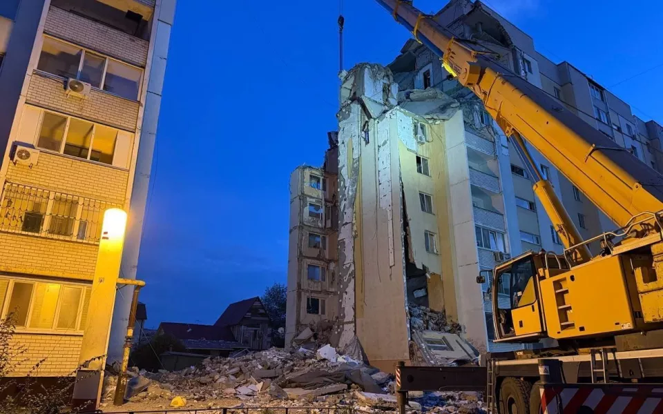 После взрыва в многоэтажке в Саратовской области объявлен день траура