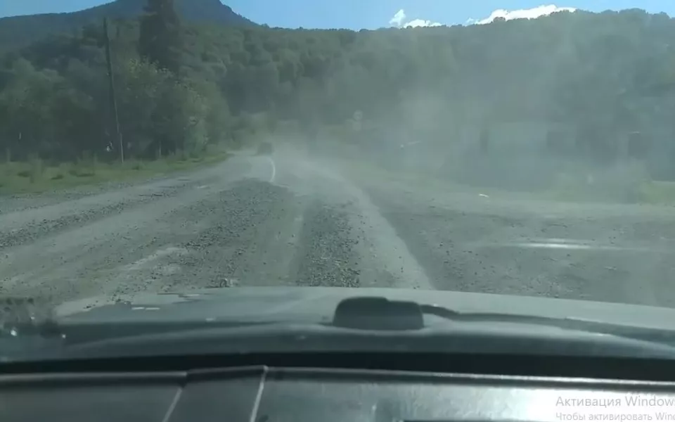 Камни вместо дороги: жители четырех алтайских сел требуют реального ремонта