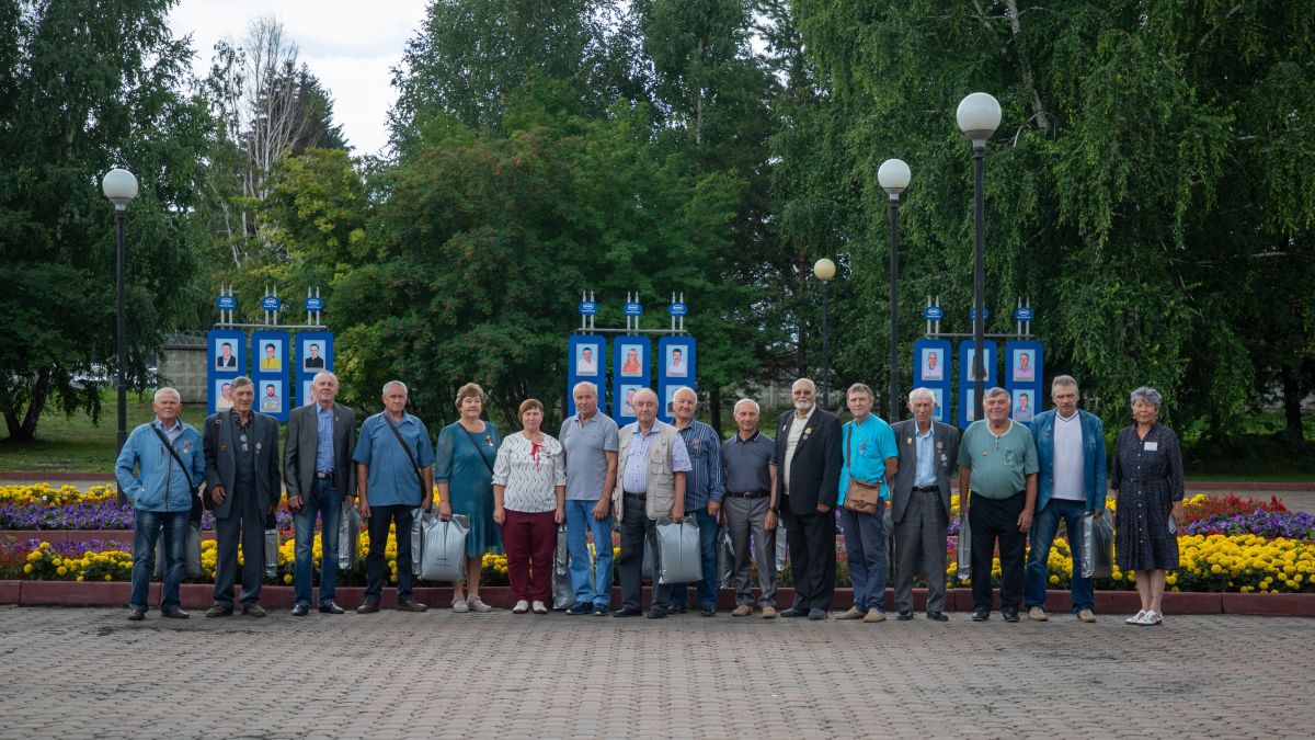 Экскурсии для ветеранов производства