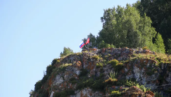В Республике Алтай хотят сменить название скалы Чертов палец