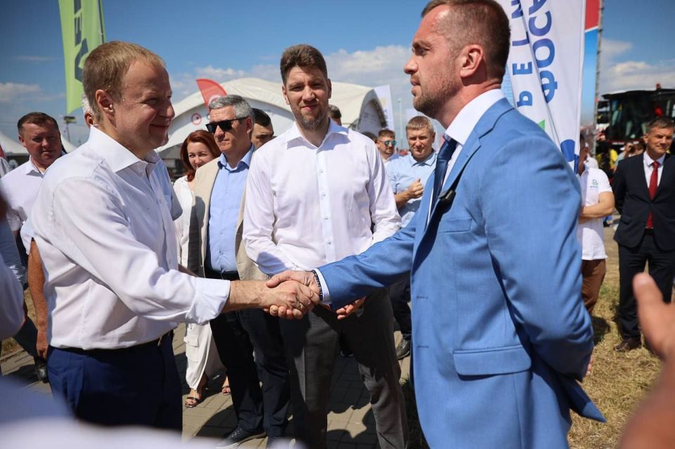 Виктор Томенко, Альберт Иванов