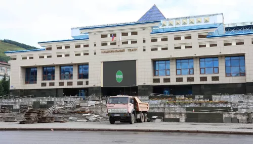 До конца года в Республике Алтай обновят входные группы главных учреждений культуры