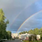 Барнаульцы увидели роскошный закат и двойную радугу после пасмурного дня