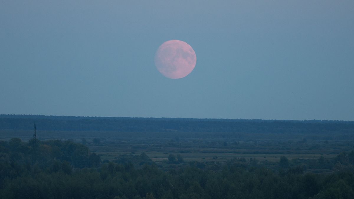 Луна над Барнаулом