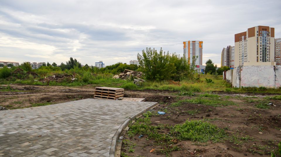 Реконструкция будущего парка на улице Шумакова, 9