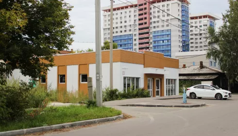 Первая ласточка: в Барнауле продолжают готовить к застройке участок на месте избушек