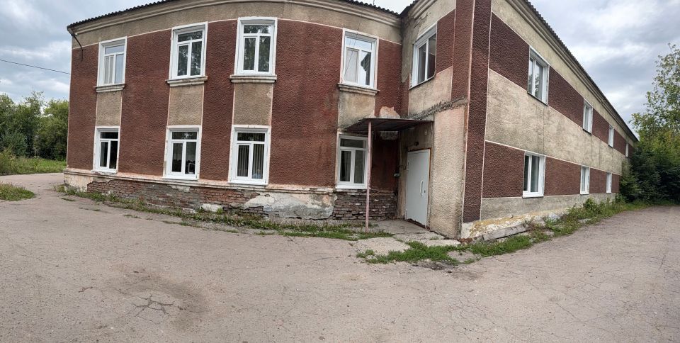 Здание старой амбулатории в селе Черемное Здание старой амбулатории в селе Черемное