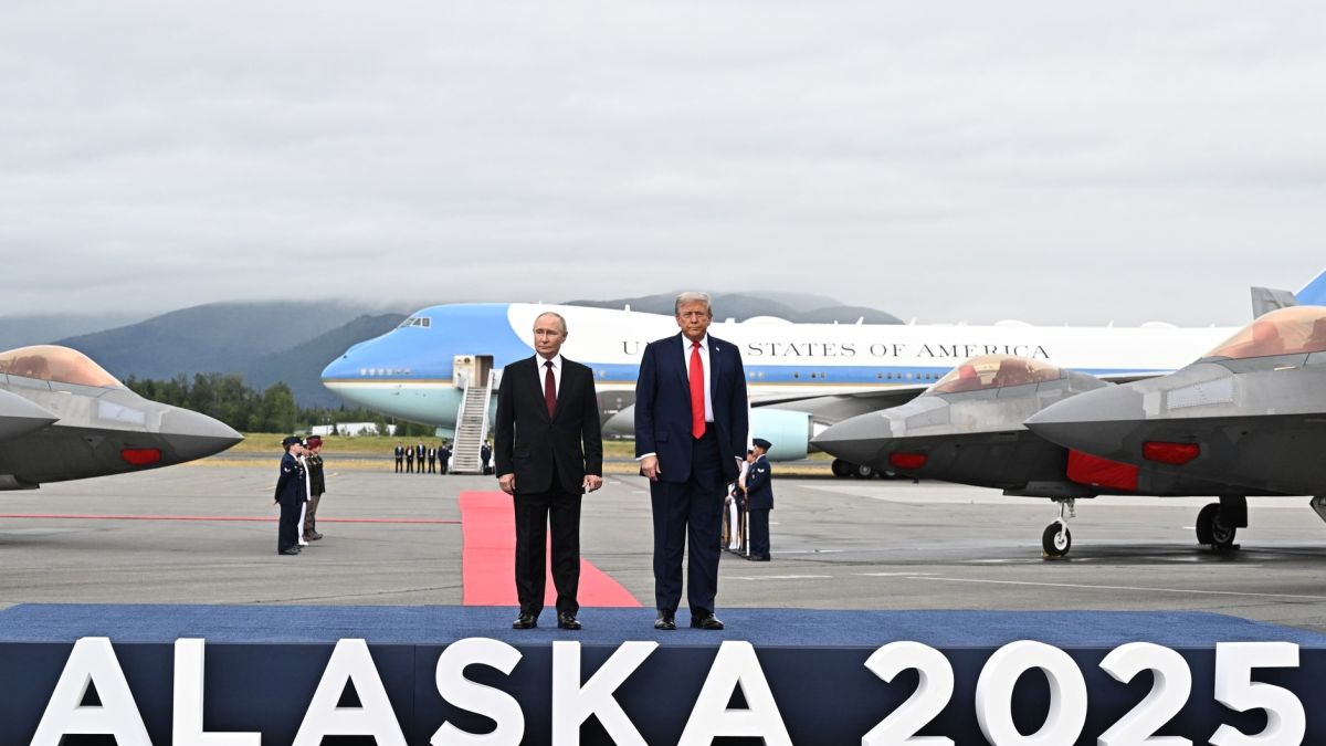 Визит Владимира Путина на переговоры с Дональдом Трампом на Аляску