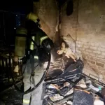 Пожар уничтожил квартиру в барнаульской шестиэтажке