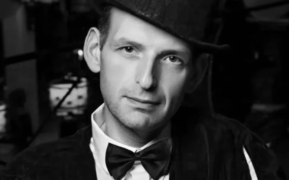 Участник двух сезонов Битвы экстрасенсов погиб в ДТП с мотоциклом