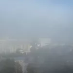 Шесть рейсов задерживаются в аэропорту Барнаула на фоне густого тумана