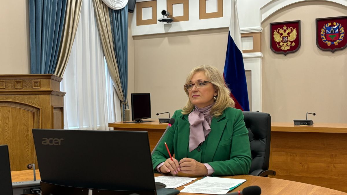 Заместитель министра образования и науки Алтайского края Лариса Терновая