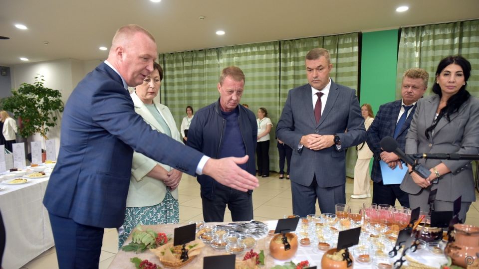 Русская кухня возвращается в школьные столовые Барнаула