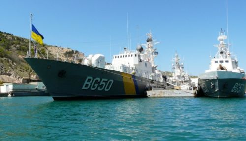 Украина пообещала вновь пустить корабли через Керченский пролив